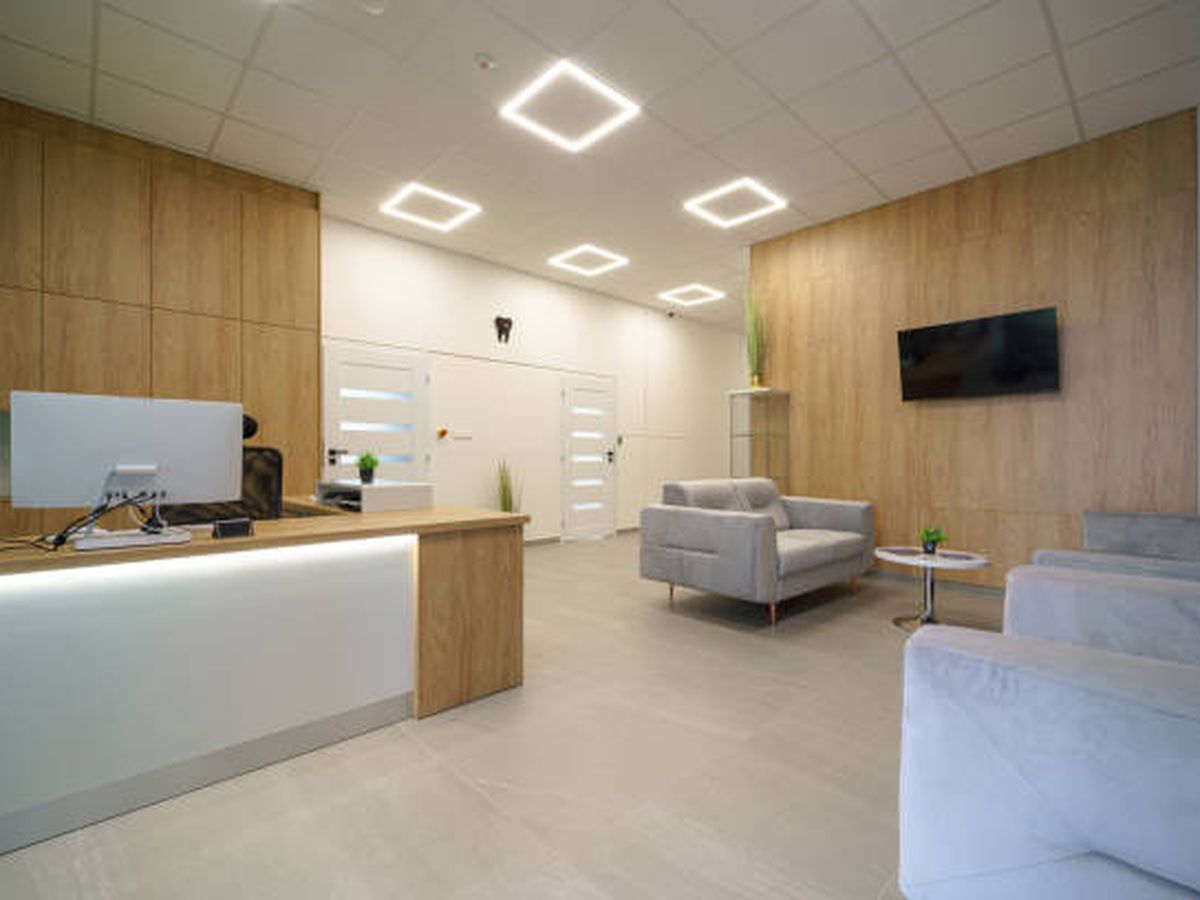 Clinic reception at Expert Clinic Health